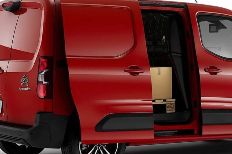 3978595 1.5 D 130 Plus XL 5dr Auto [7 Seat]