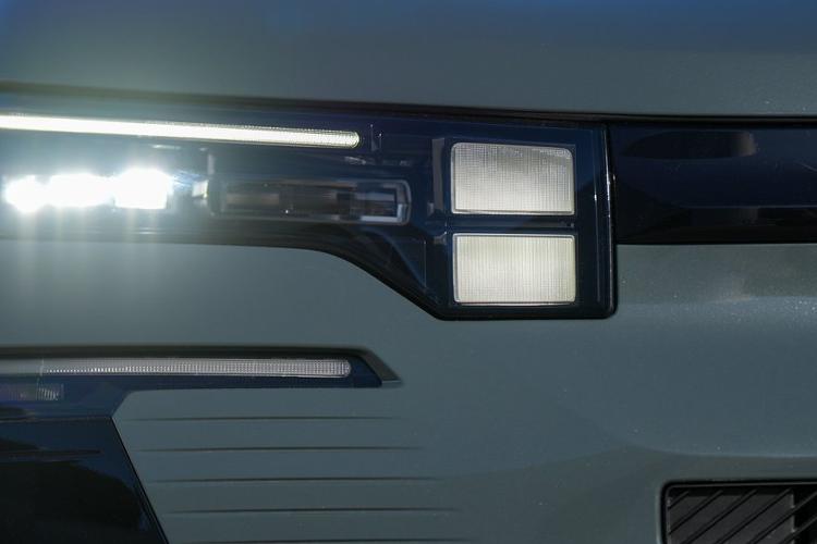 3978581 1.6 Plug-in Hybrid Max 5dr Auto