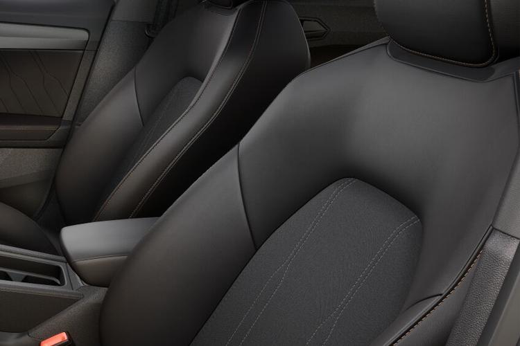 3958774 1.5 eHybrid 204 V2 5dr DSG [18" alloy]