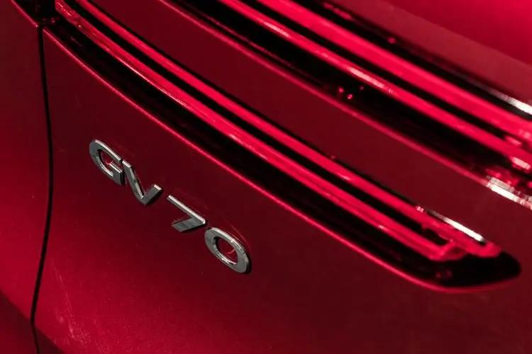 4050489 2.2D [201] Luxury 5dr Auto AWD [Innovation Pack]