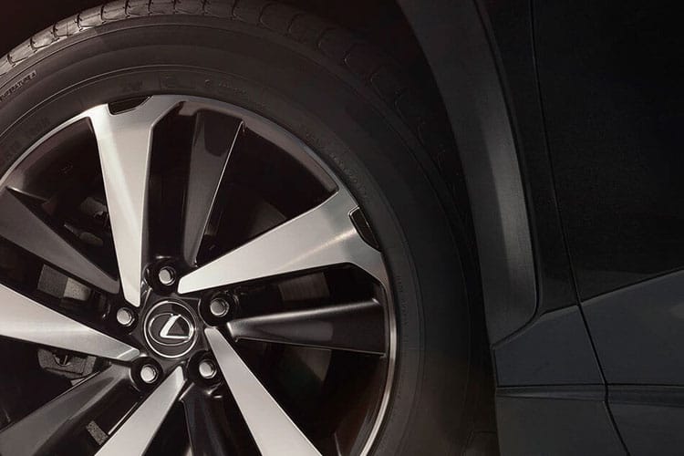 4043750 350h 197 Premium 5dr E-CVT