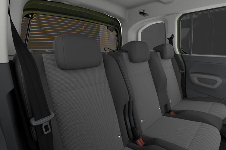 3942727 100kW Icon L1 50kWh 5dr Auto