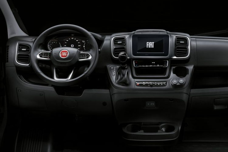 3958049 2.2 Multijet 140 Chassis Cab